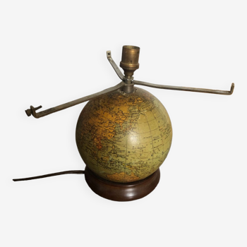 Lampe globe terrestre