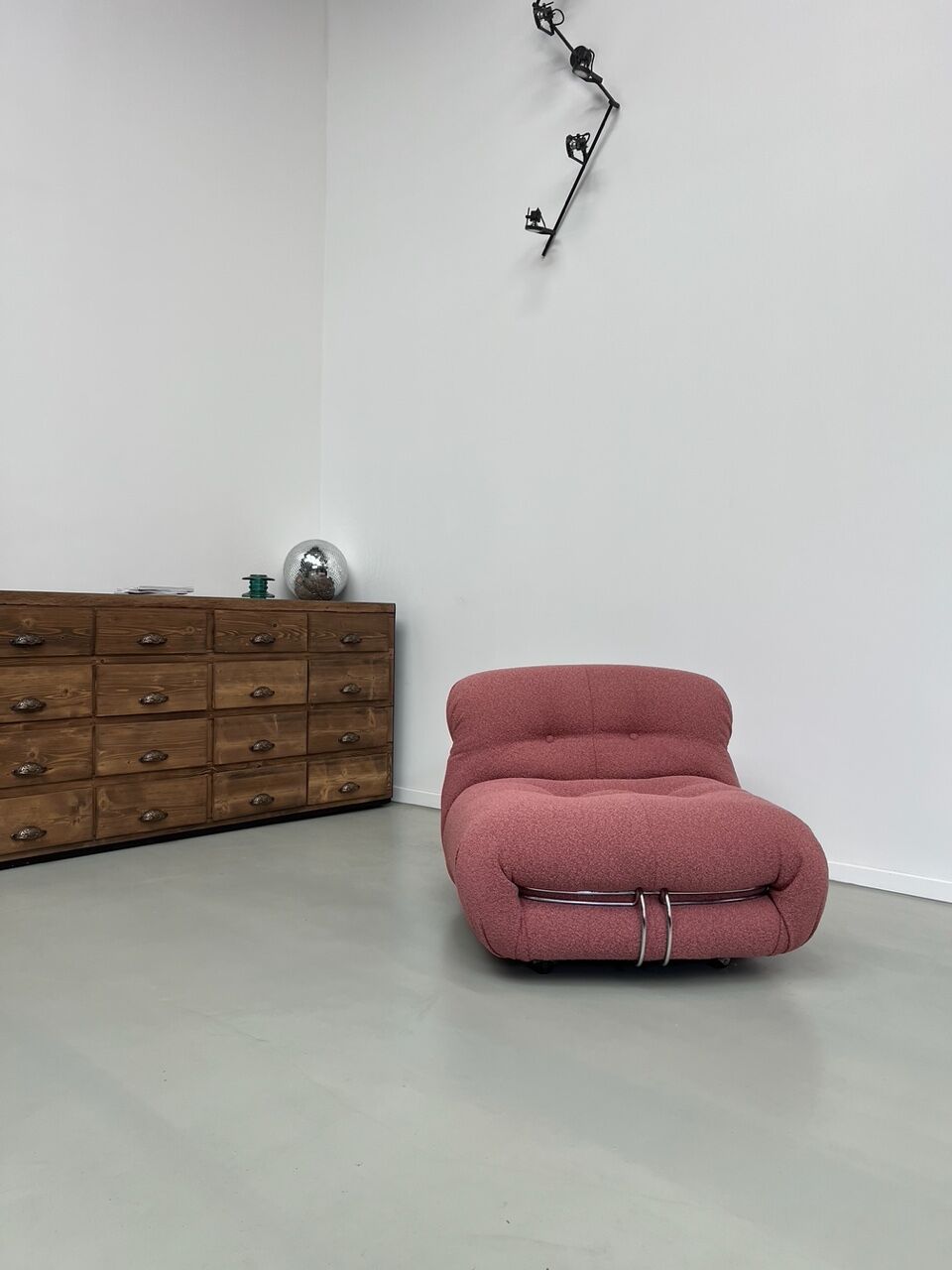 Armchair Soriana Afra and Tobia Scarpa 60s Cassina