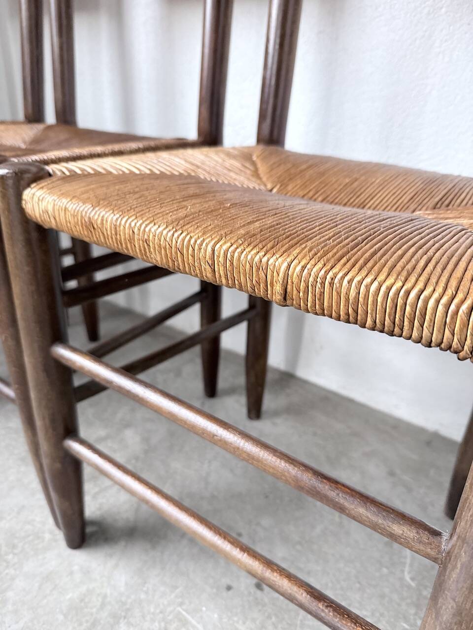 Set of 6 straw and oak Beauche chairs.
