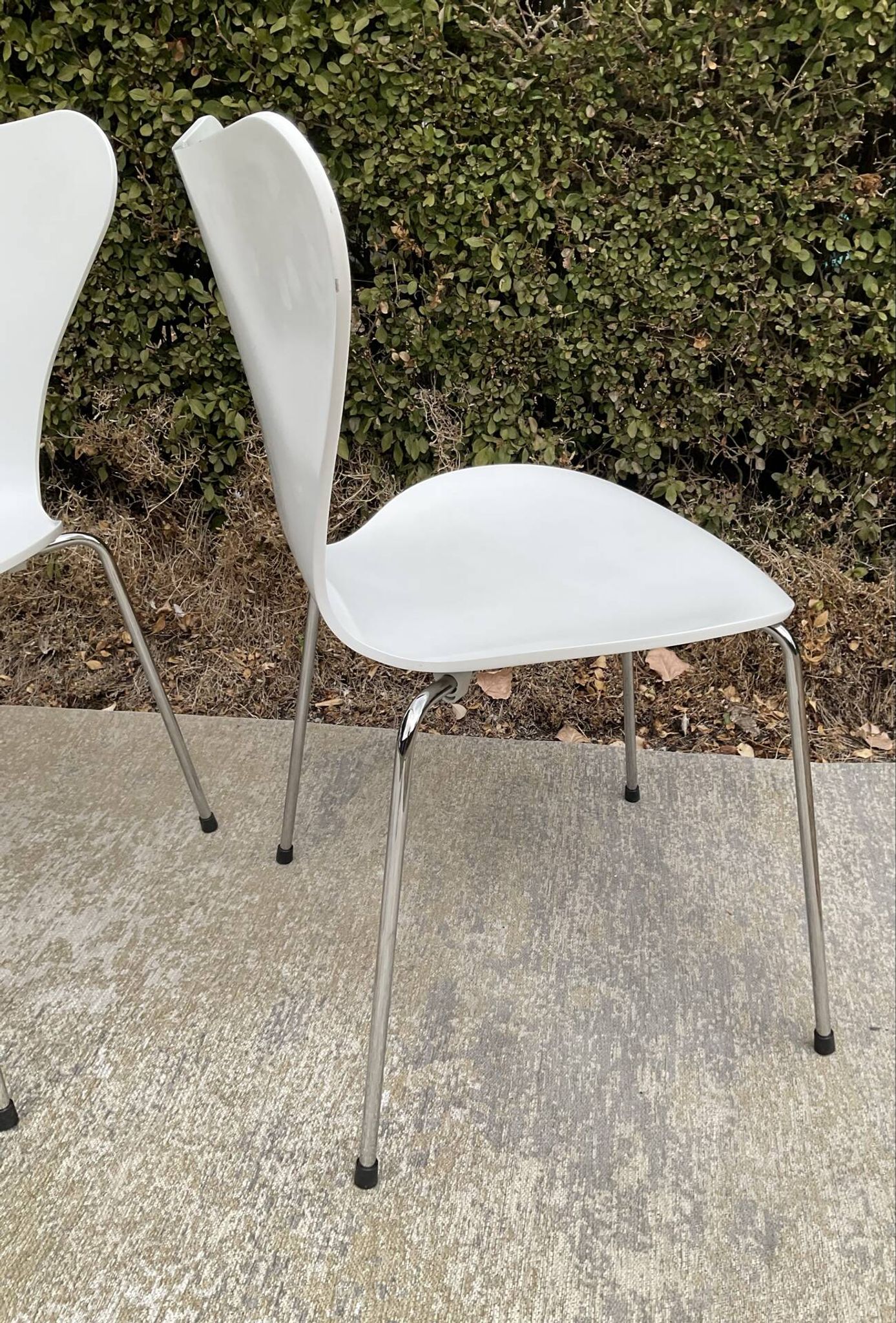Set of 4 3107 chairs by Arne Jacobsen for Fritz Hansen