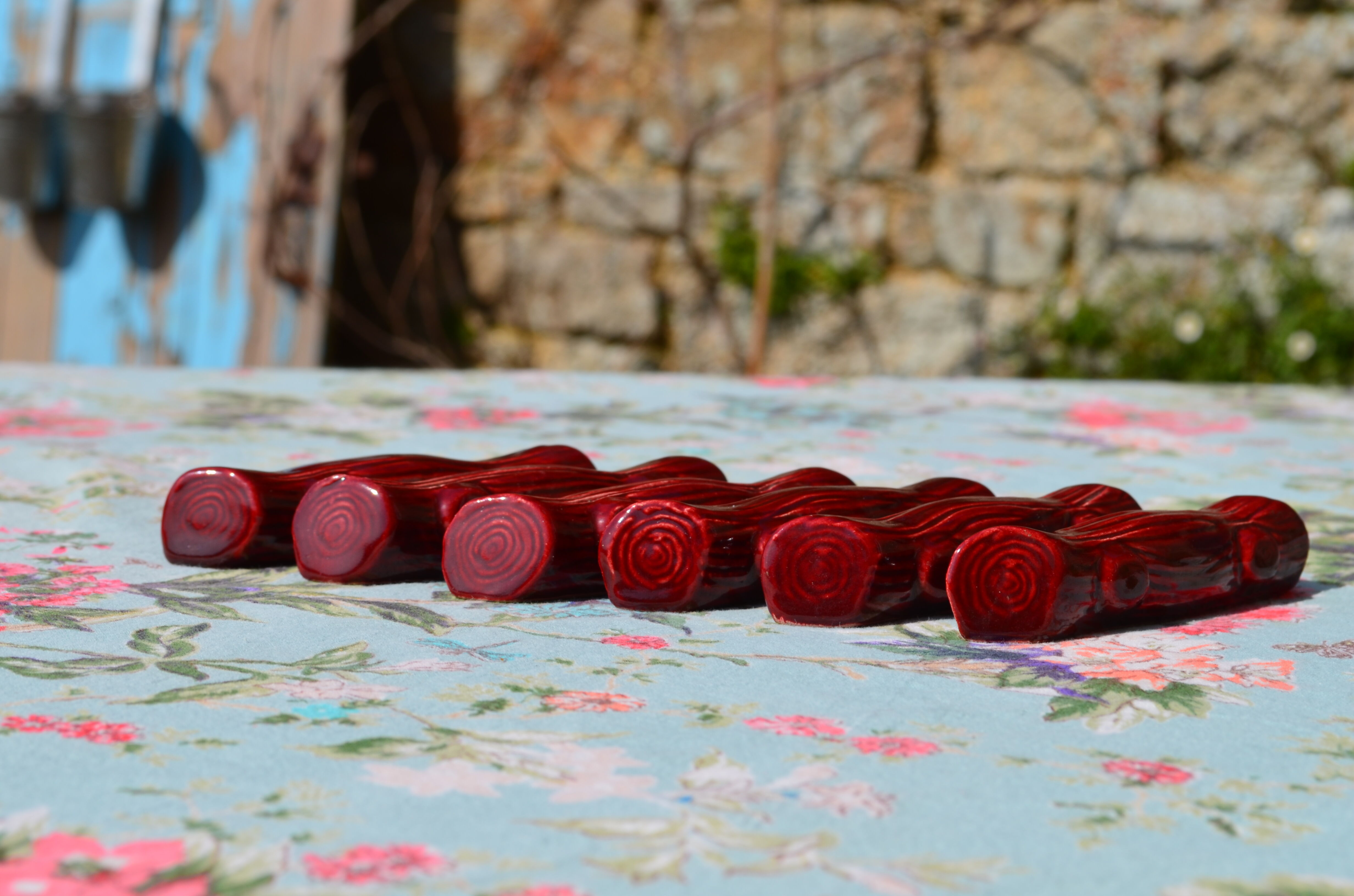 Set of 6 knife holders