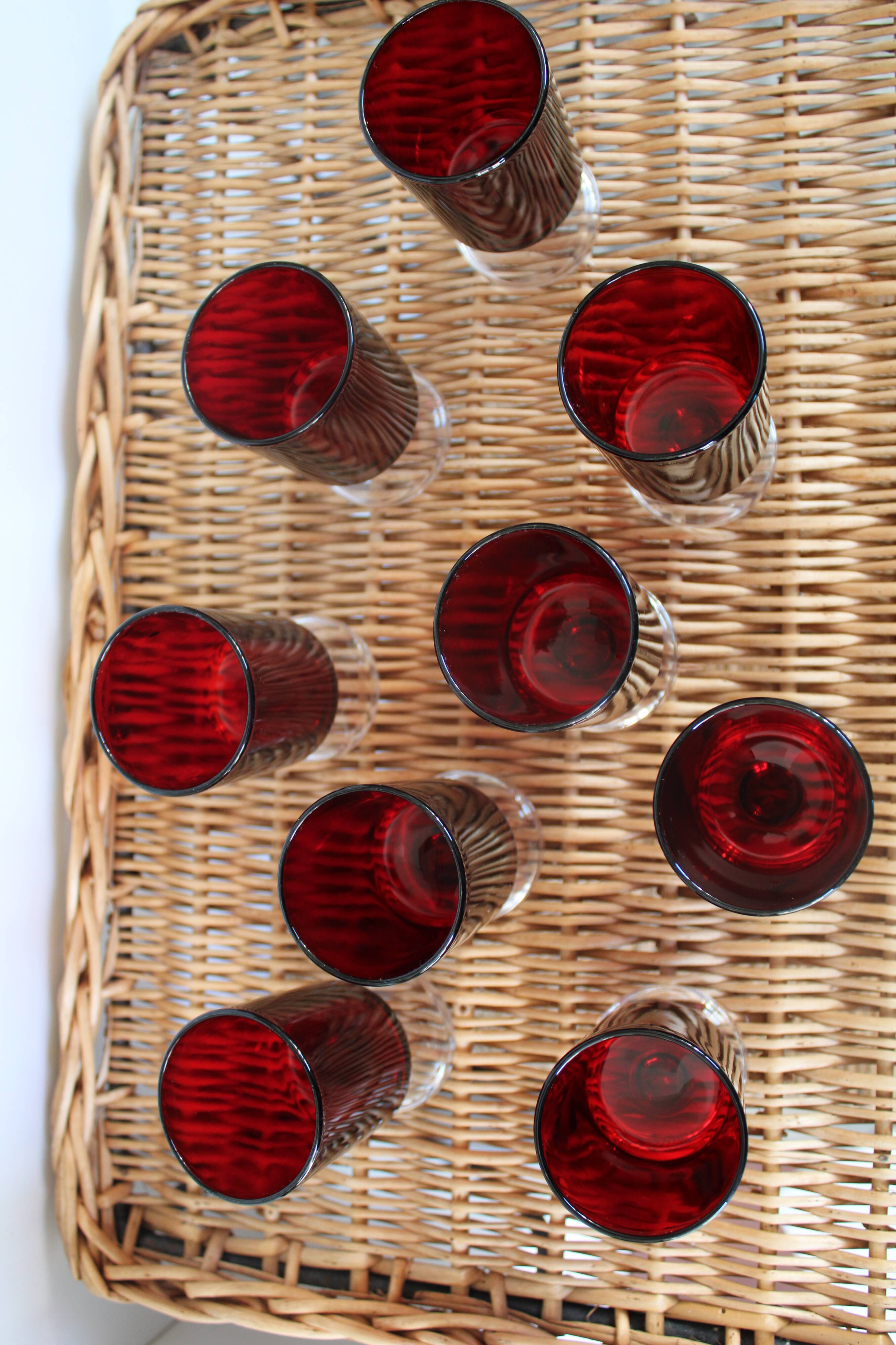 9 verres à vin rouges Luminarc