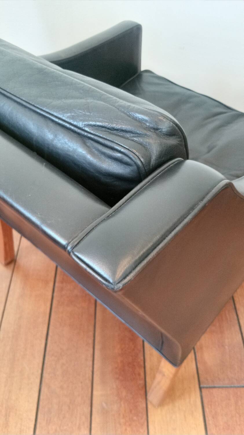 Borge Mogensen pair of armchairs, Fredericia Denmark edition