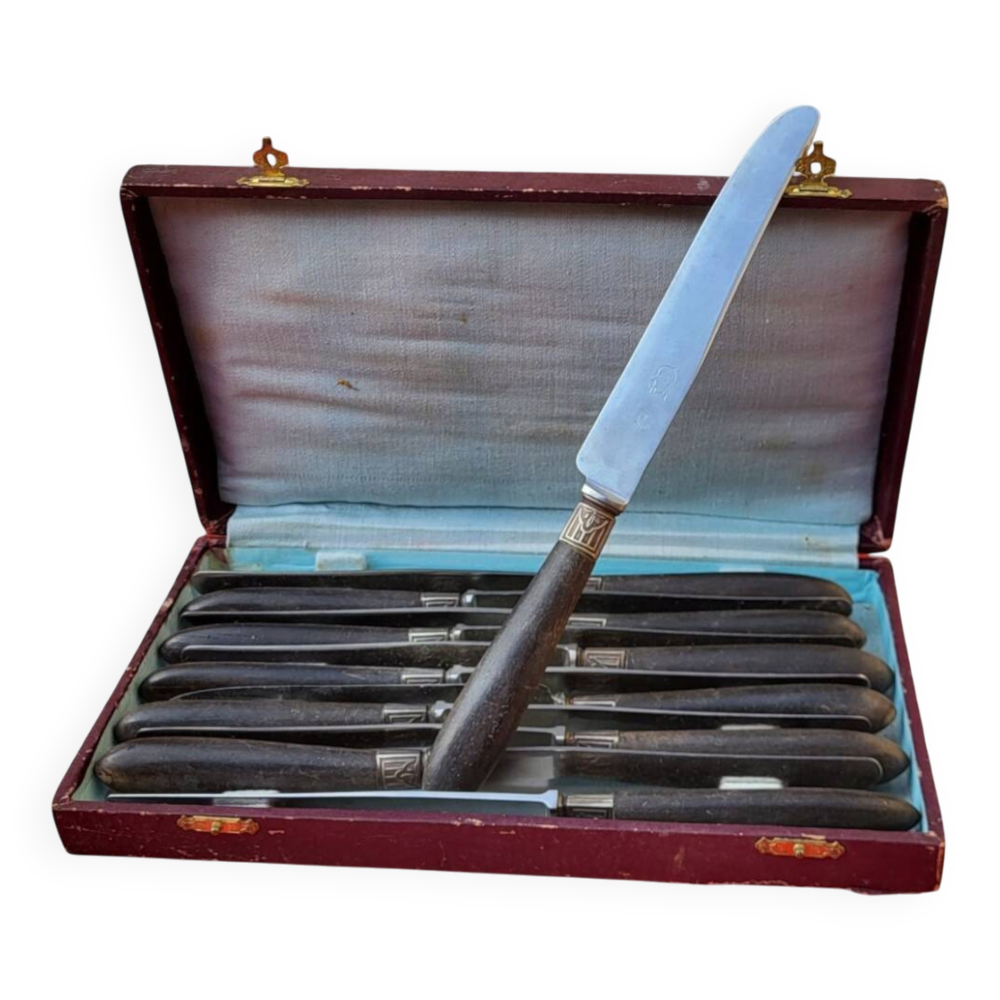 12 Bourgade / Thiers table knives