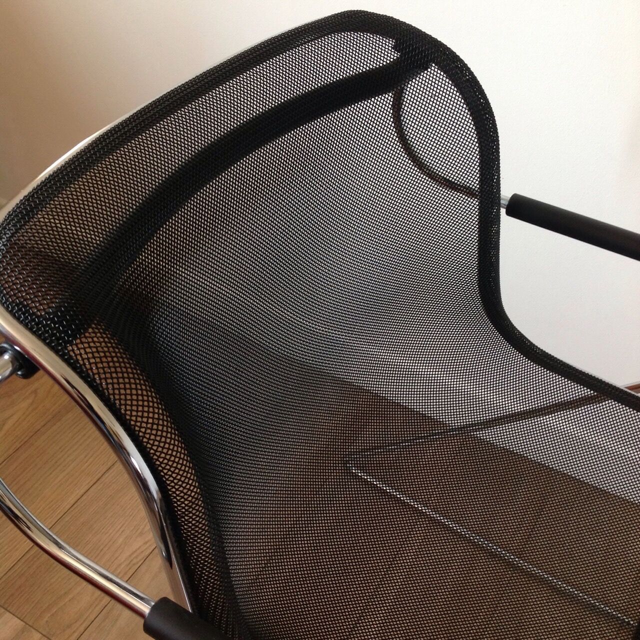 Penelope Chair by Charles Pollock, 1980