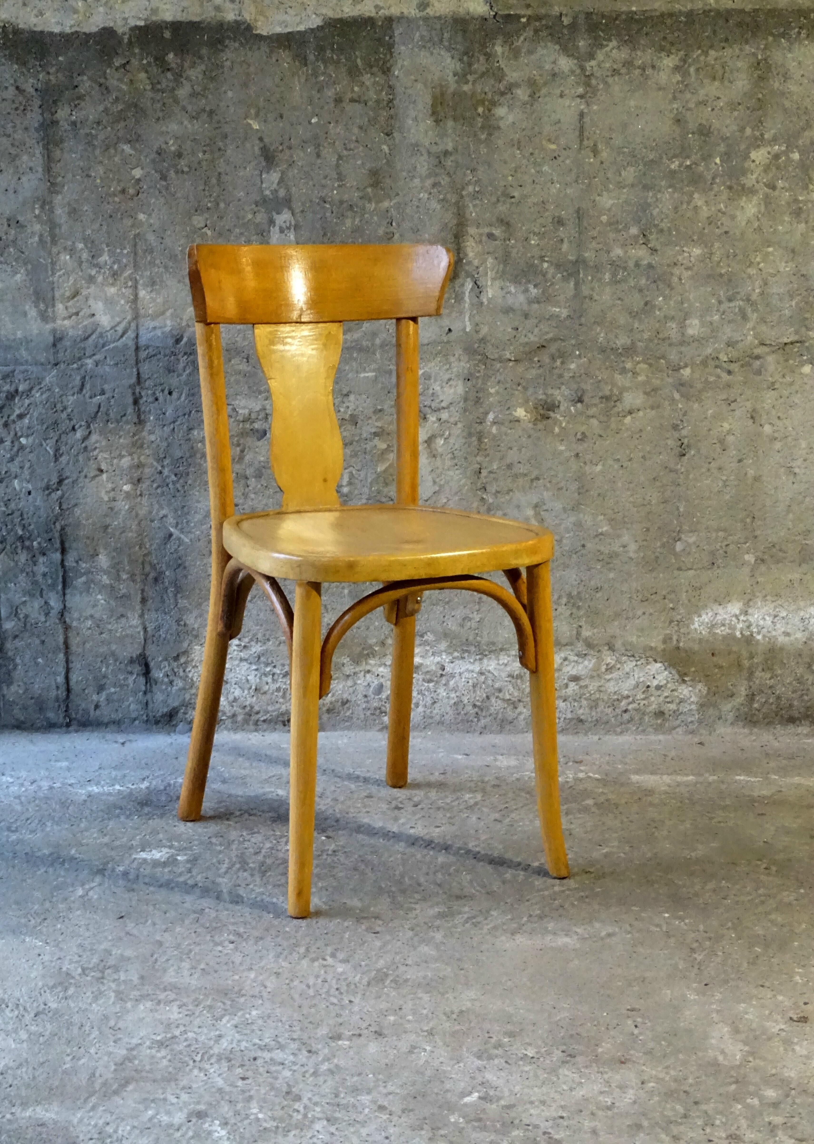 Vintage wood-curved bistro chair 1960
