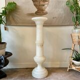 Column, white alabaster harness