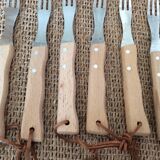 9 wood and metal forks
