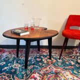 Table basse palette de peintre et pieds compas