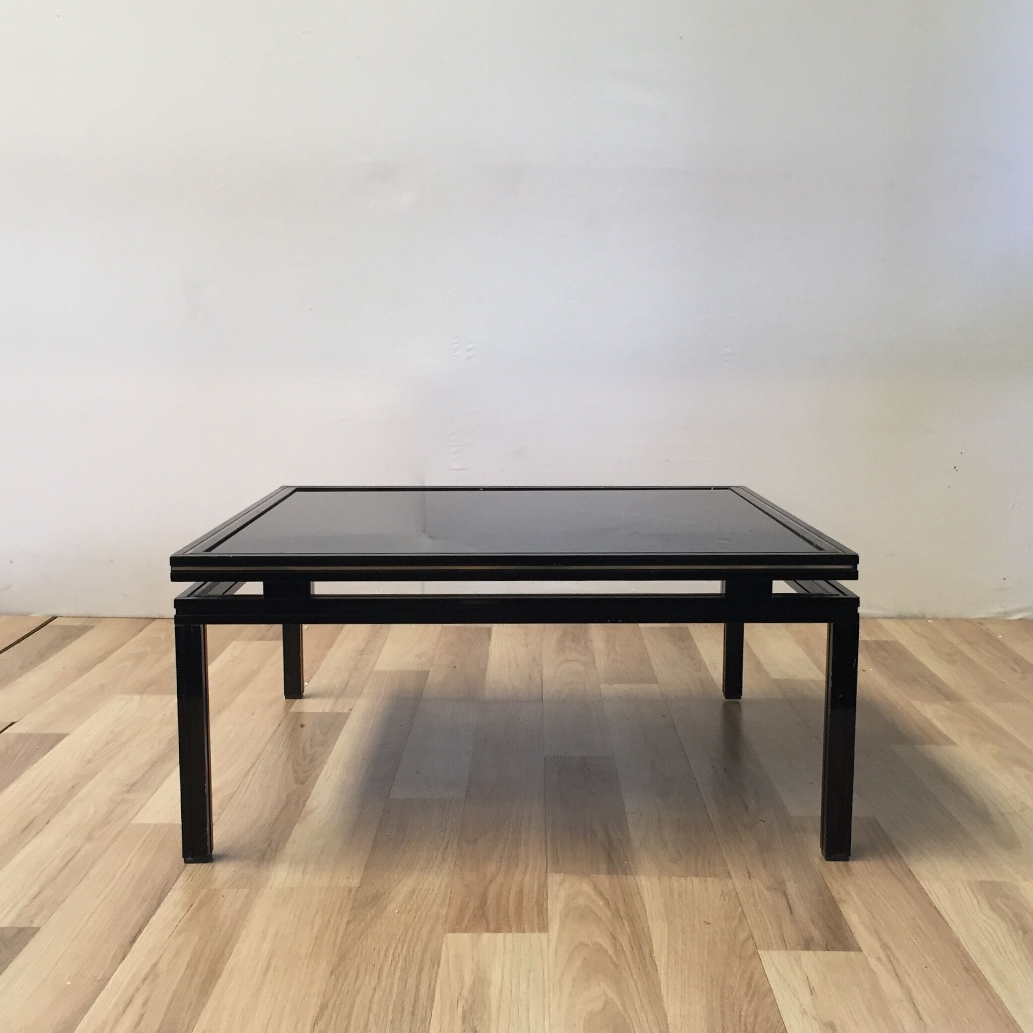 Table basse de Pierre Vandel