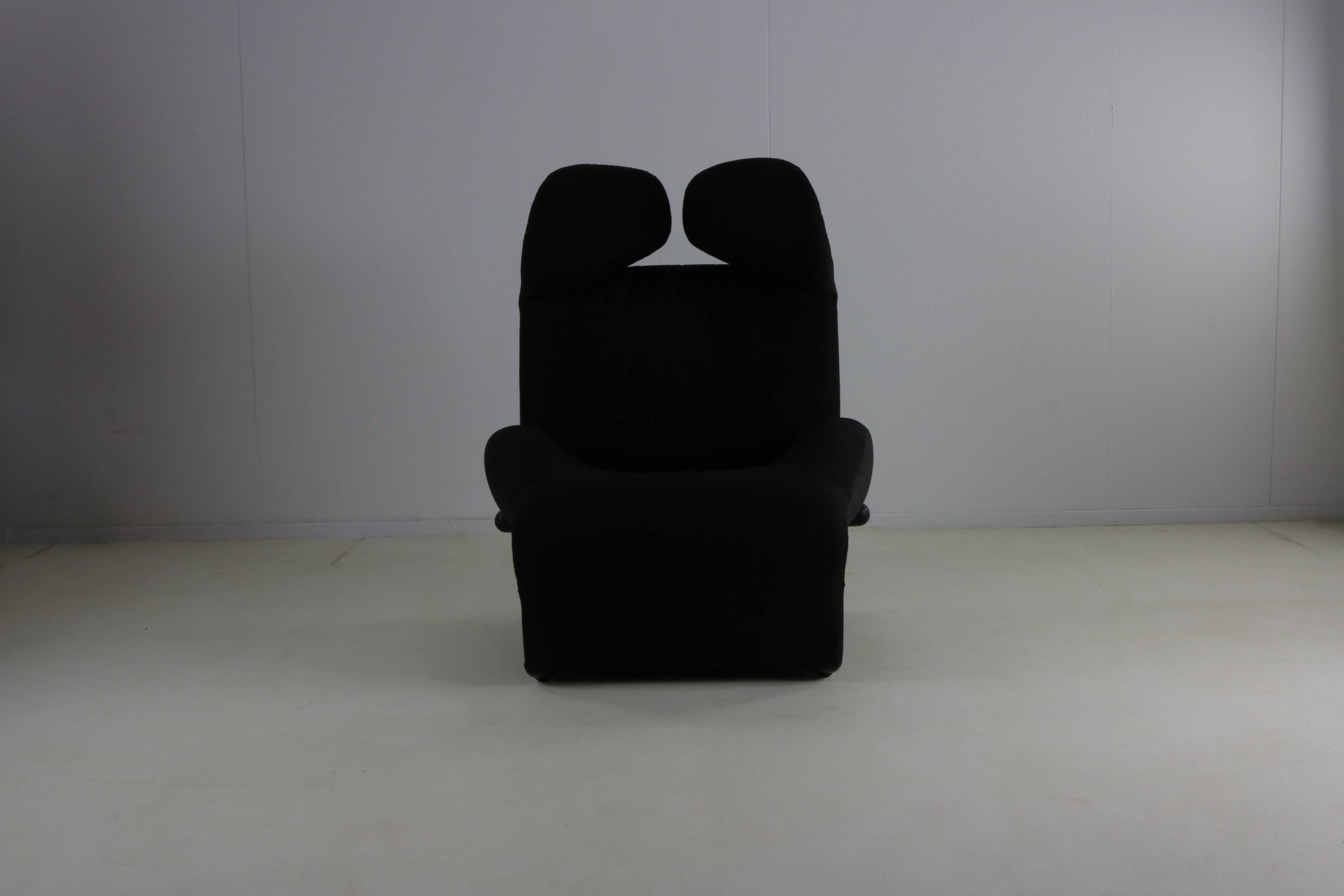 Eighties design easy chair / chaise-longue by Toshiyuki Kita for Cassina