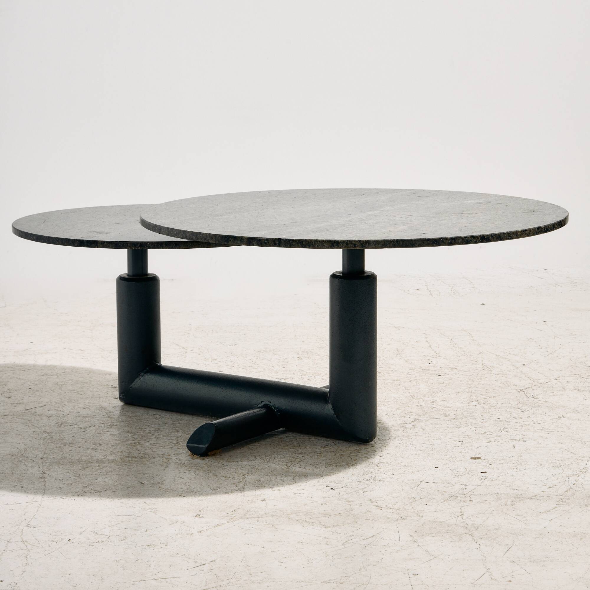 Table basse en granit Up & Up