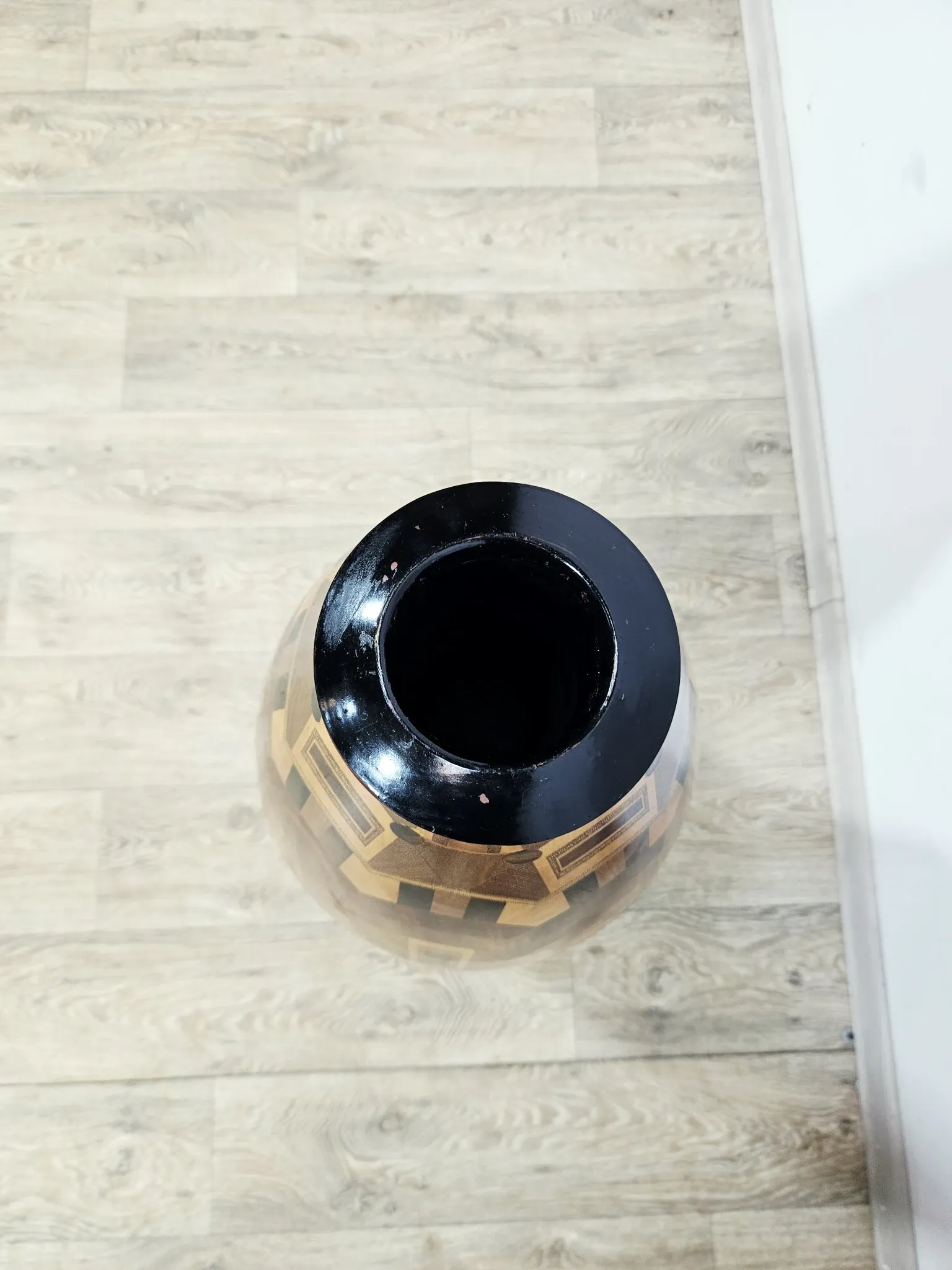 Monumental wooden floor vase / intarsia / wood mosaic / Africa / 1950s–1960