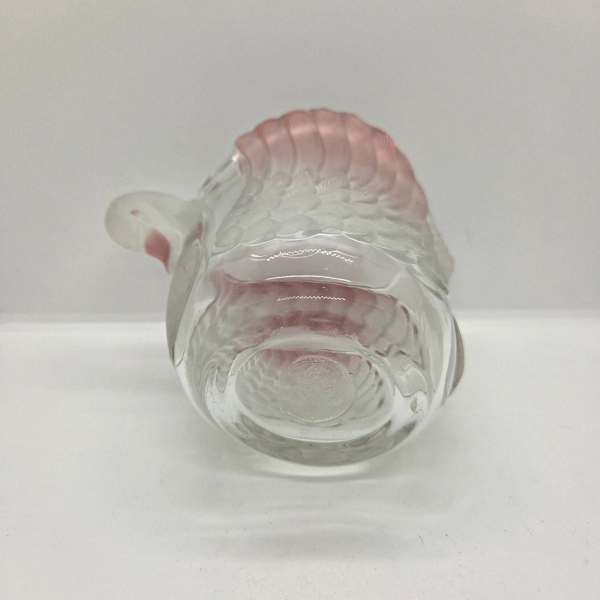 Pichet cygne en verre moulé pressé - Ref 1438