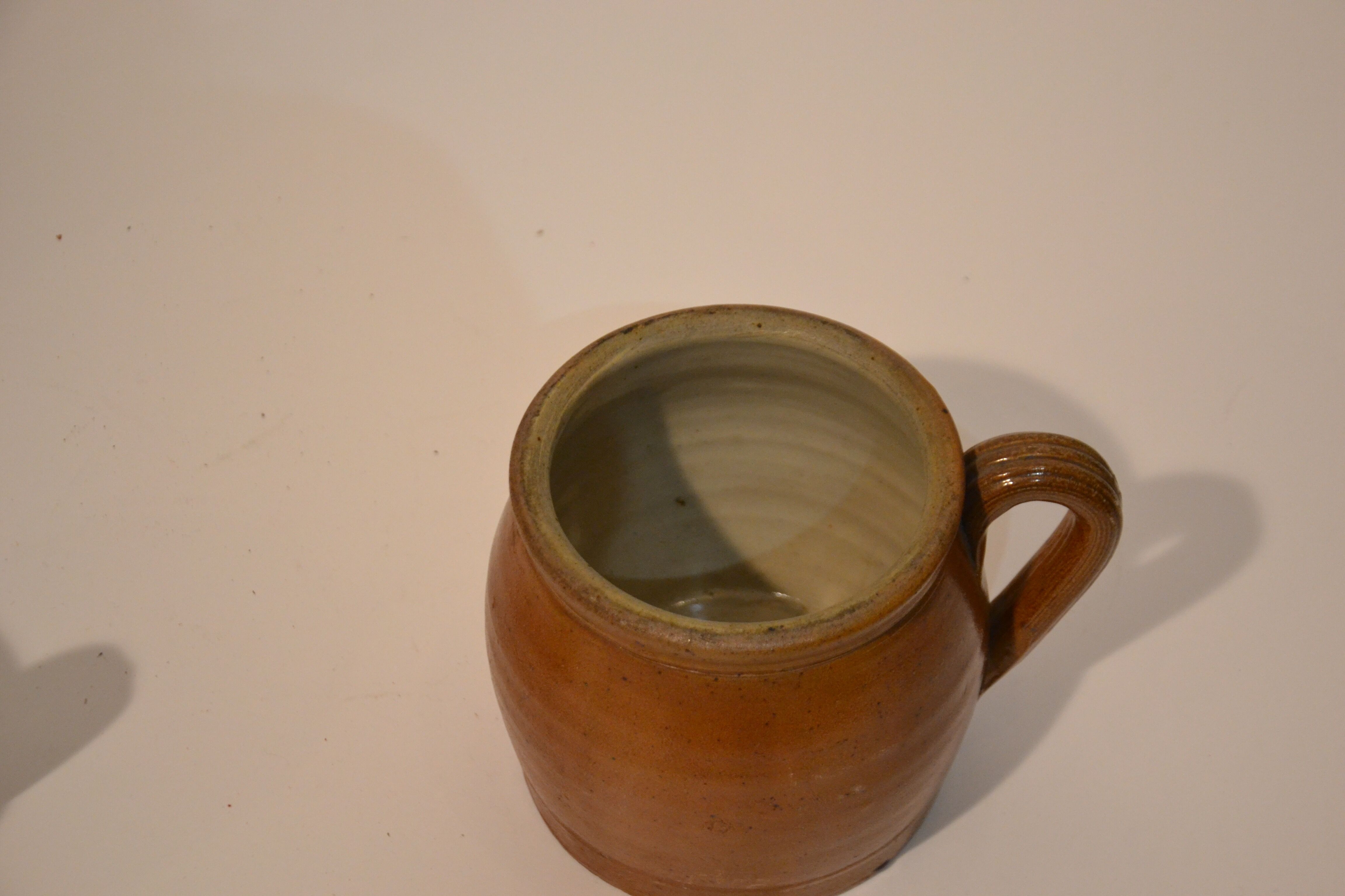 Stoneware pot