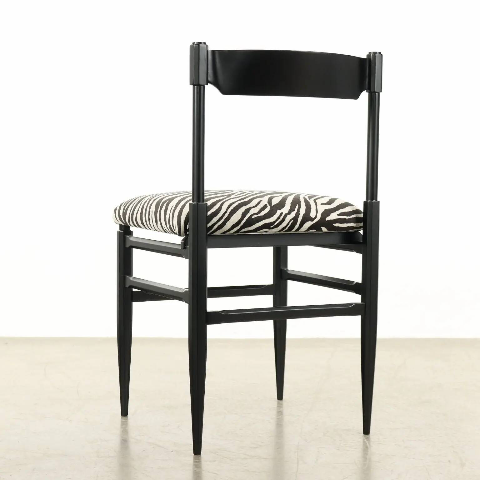 Vintage Jungle Collection chairs in velvet and wood, Italy, 1950s-1960s.
