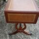 Bureau lyre