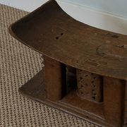 Tabouret Ashanti en bois sculpté – Ghana