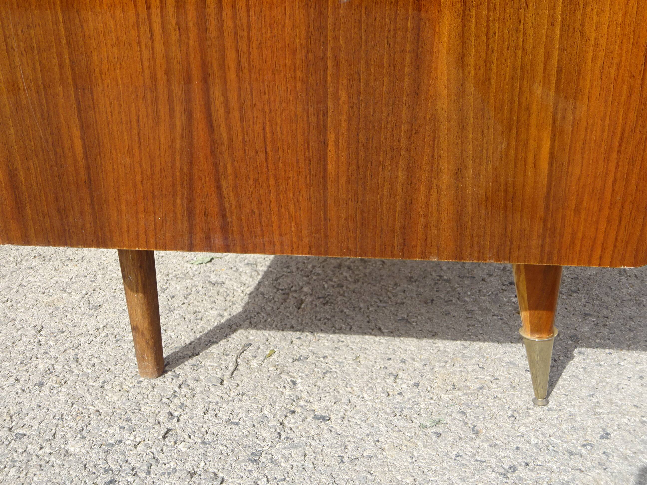 Vintage display cabinet from Maison Capelle