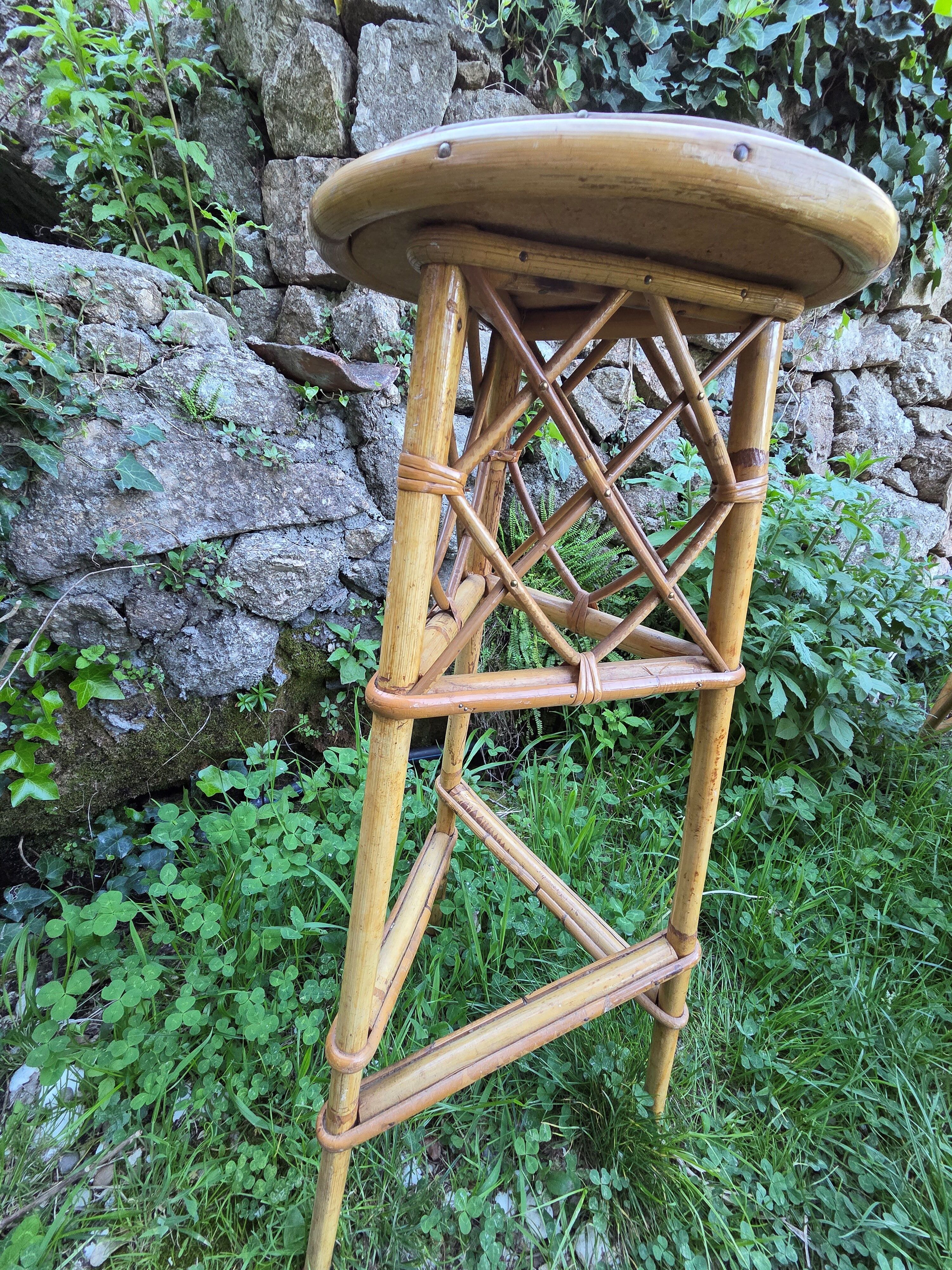 Vintage wicker bar stool set
