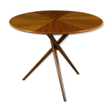 Round table