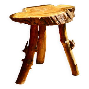 Table d’appoint brutaliste