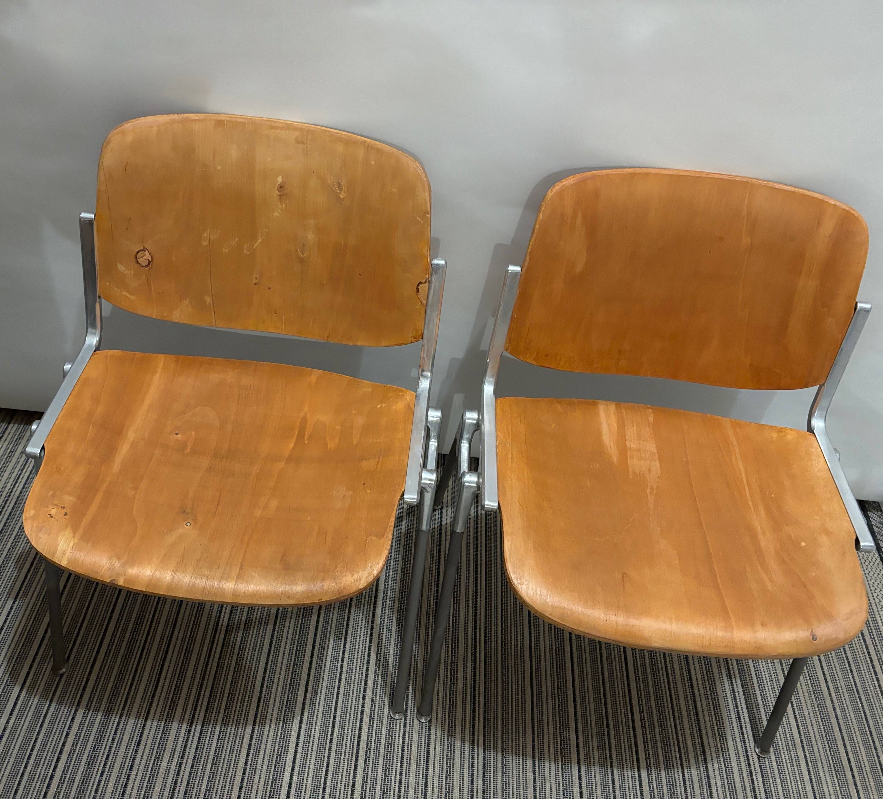 Set of 4 70s Castelli wooden chairs