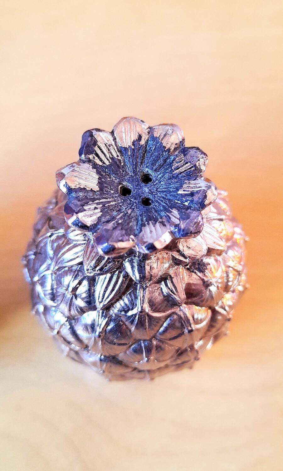 Pineapple salt and pepper shaker Mauro Manetti 70s