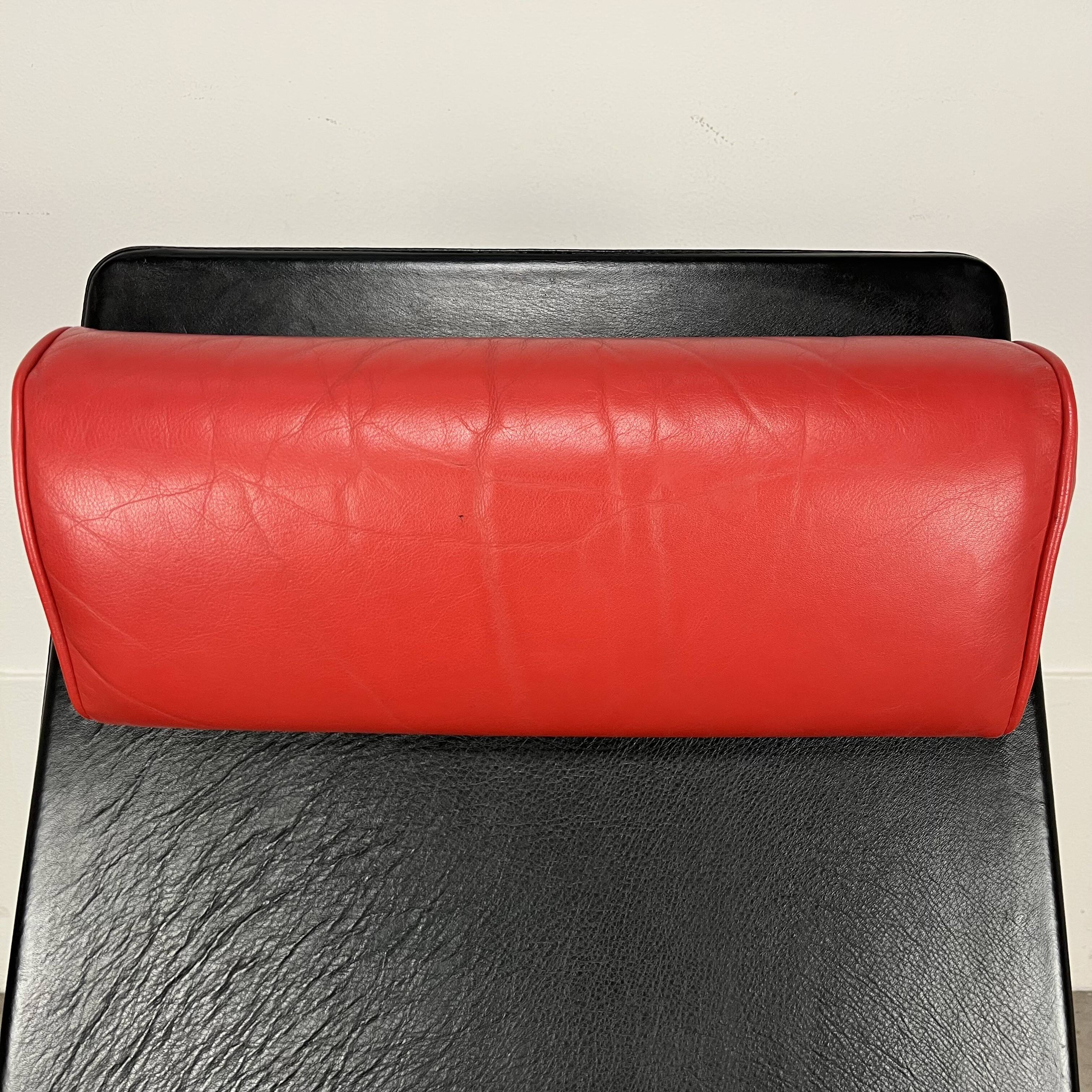 Grand Repos armchair by Jean Prouvé for Tecta