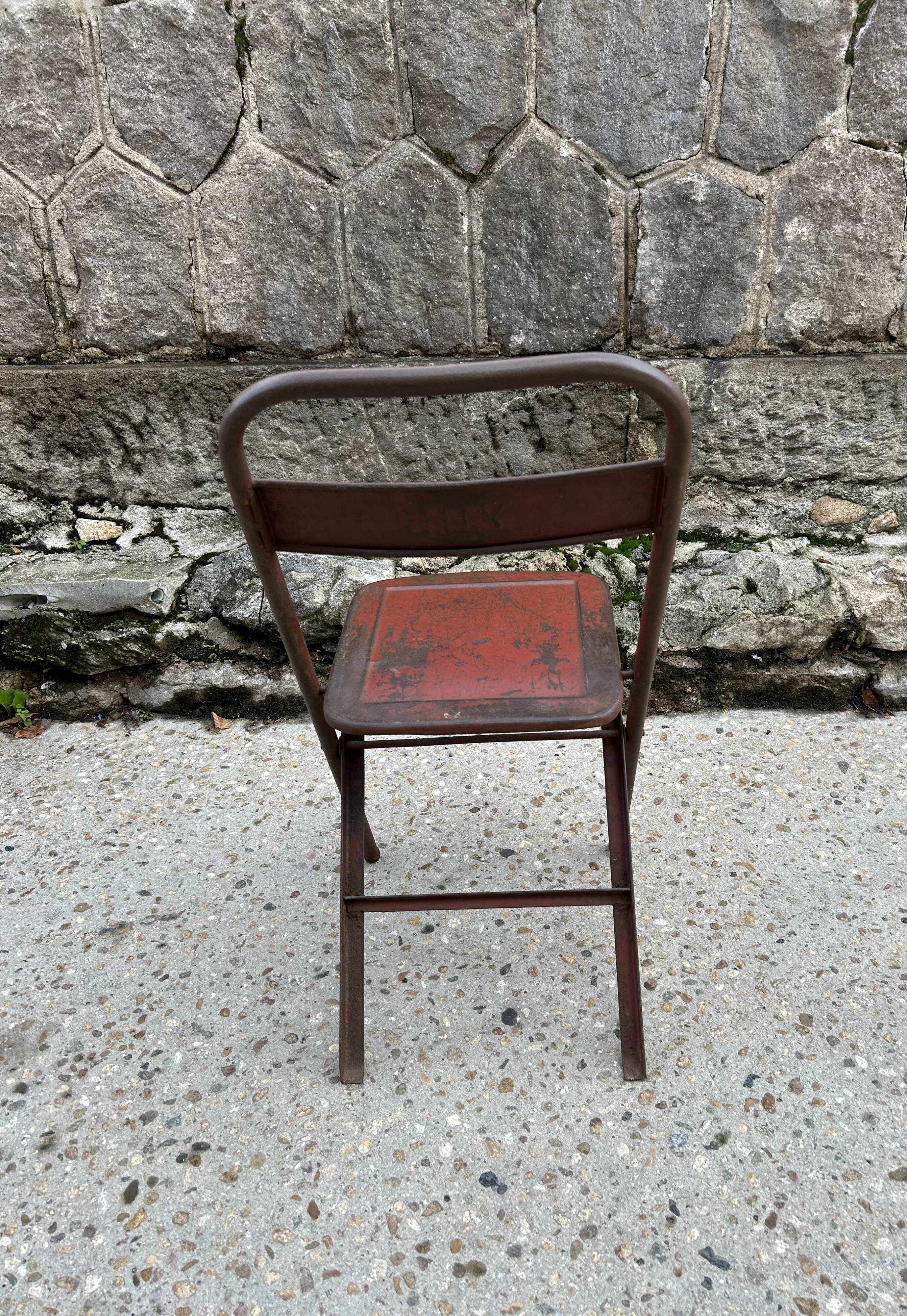 folding chair outdoor cinema