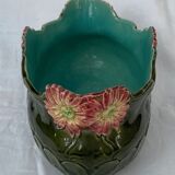 Vallauris-style dabbling gardener