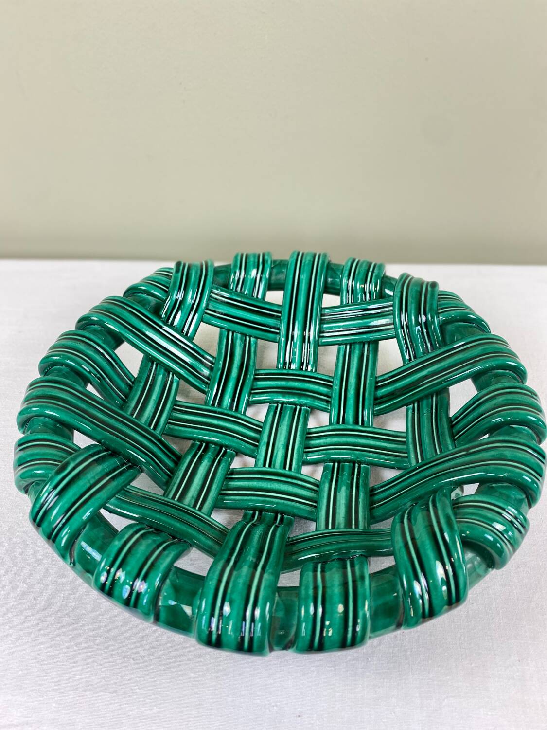 Braided ceramic cup