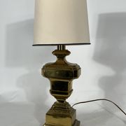 Lampe de table italienne en laiton massif des années 50