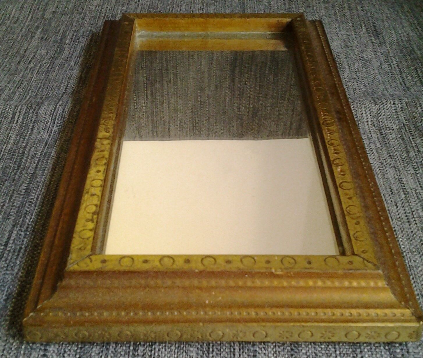 Vintage mirror in brass and wood 15x25cm
