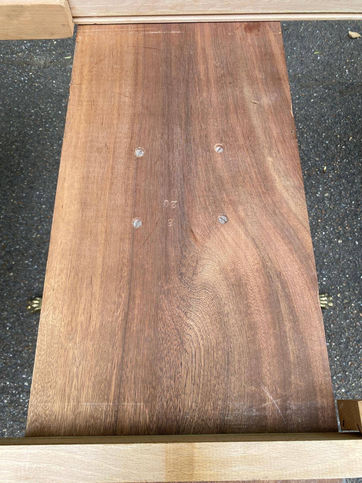 Round extendable dining table in solid mahogany from the 1930s.