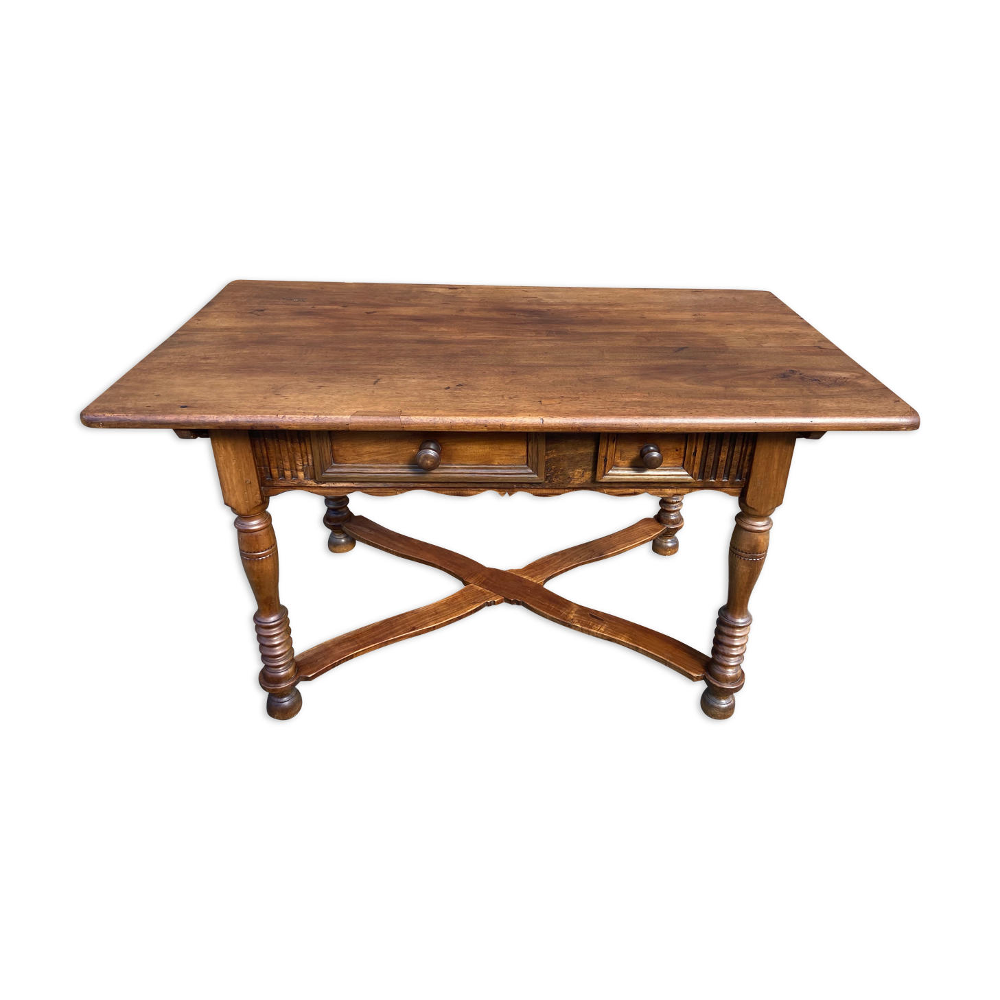 Alsatian farm table in vintage walnut 1850s