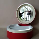 Makeup box space age 60s, 70s