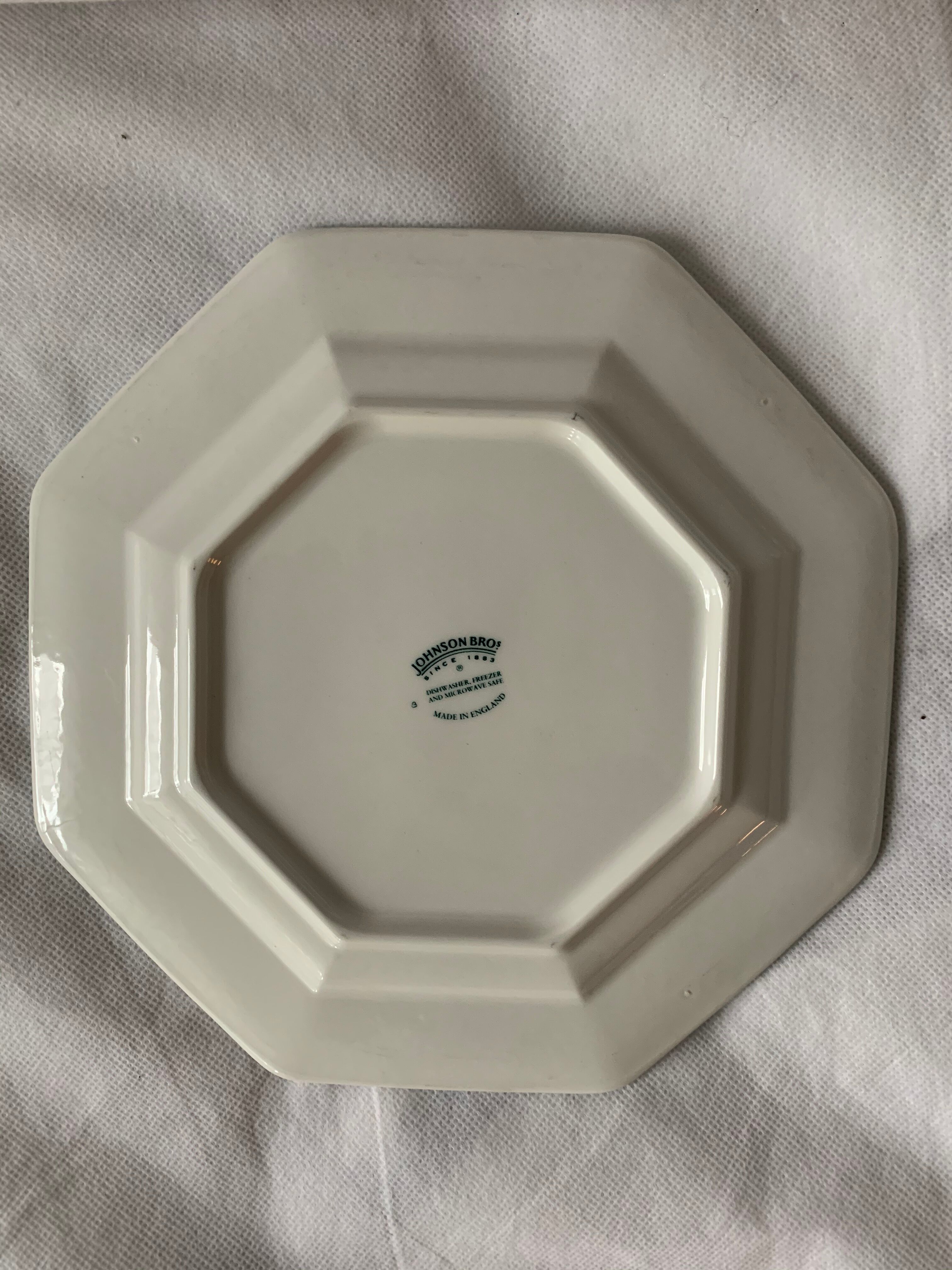 12 octagonal dessert plates in blue and yellow green English porcelain Johnson Brothers