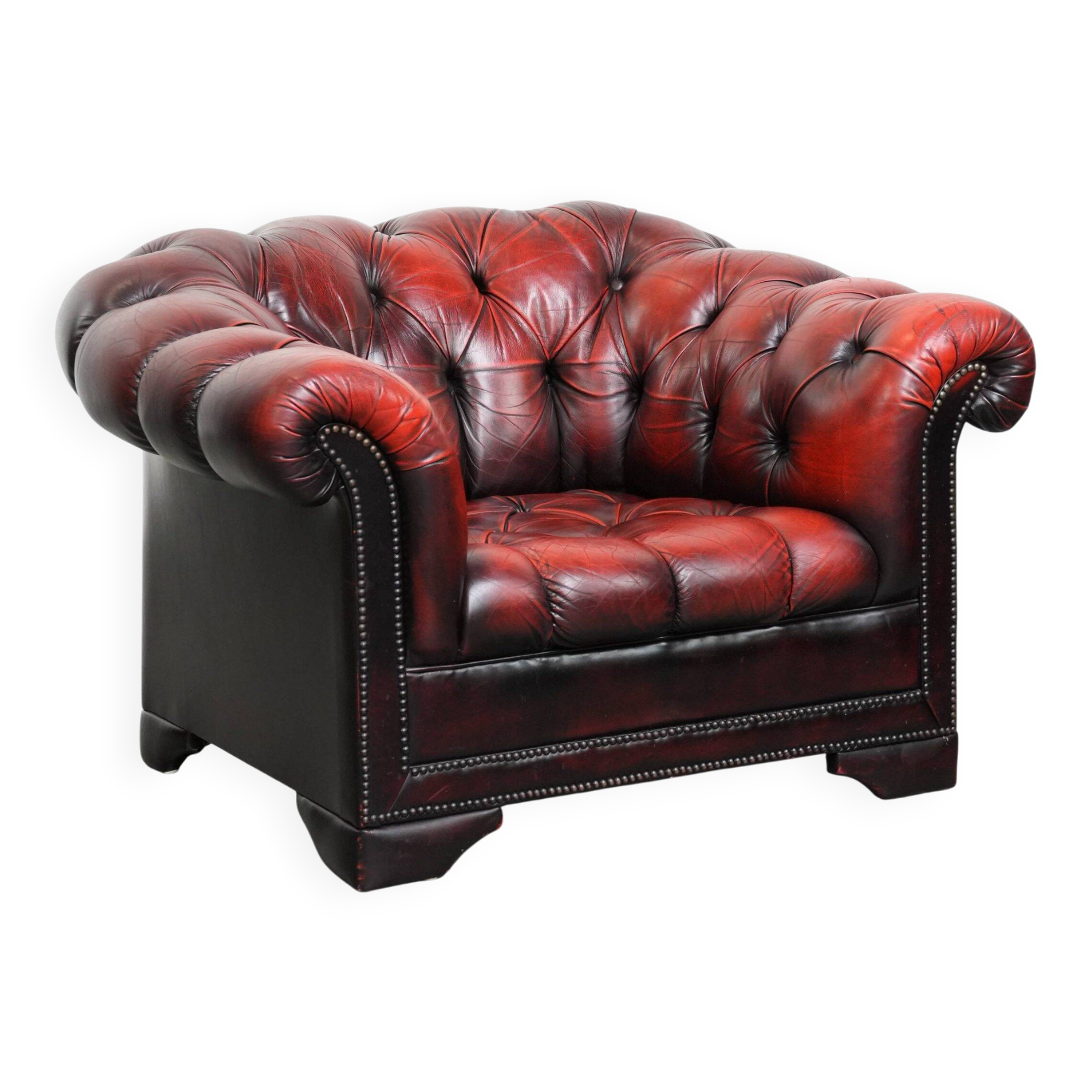 Classic cowhide Chesterfield button seat armchair in a beautiful red colour