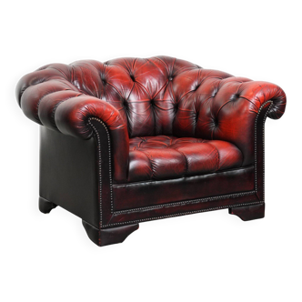 Classic cowhide Chesterfield button seat armchair in a beautiful red colour