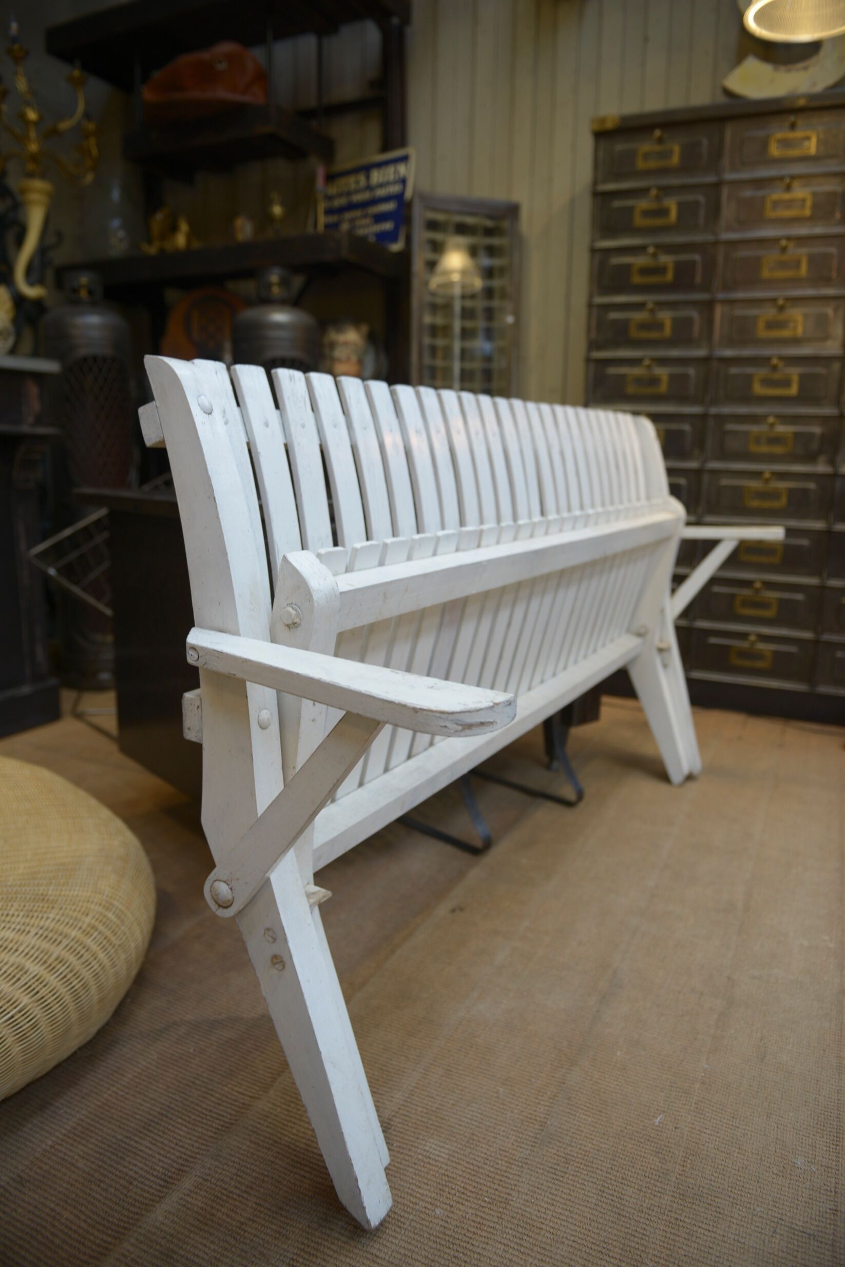 Folding garden bench in white lacquered beech of vintage origin 1950