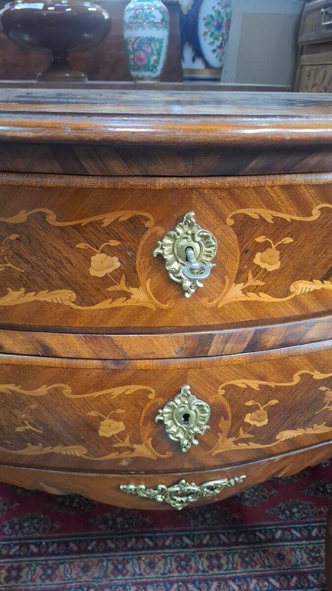 Louis XV style commode in marquetry