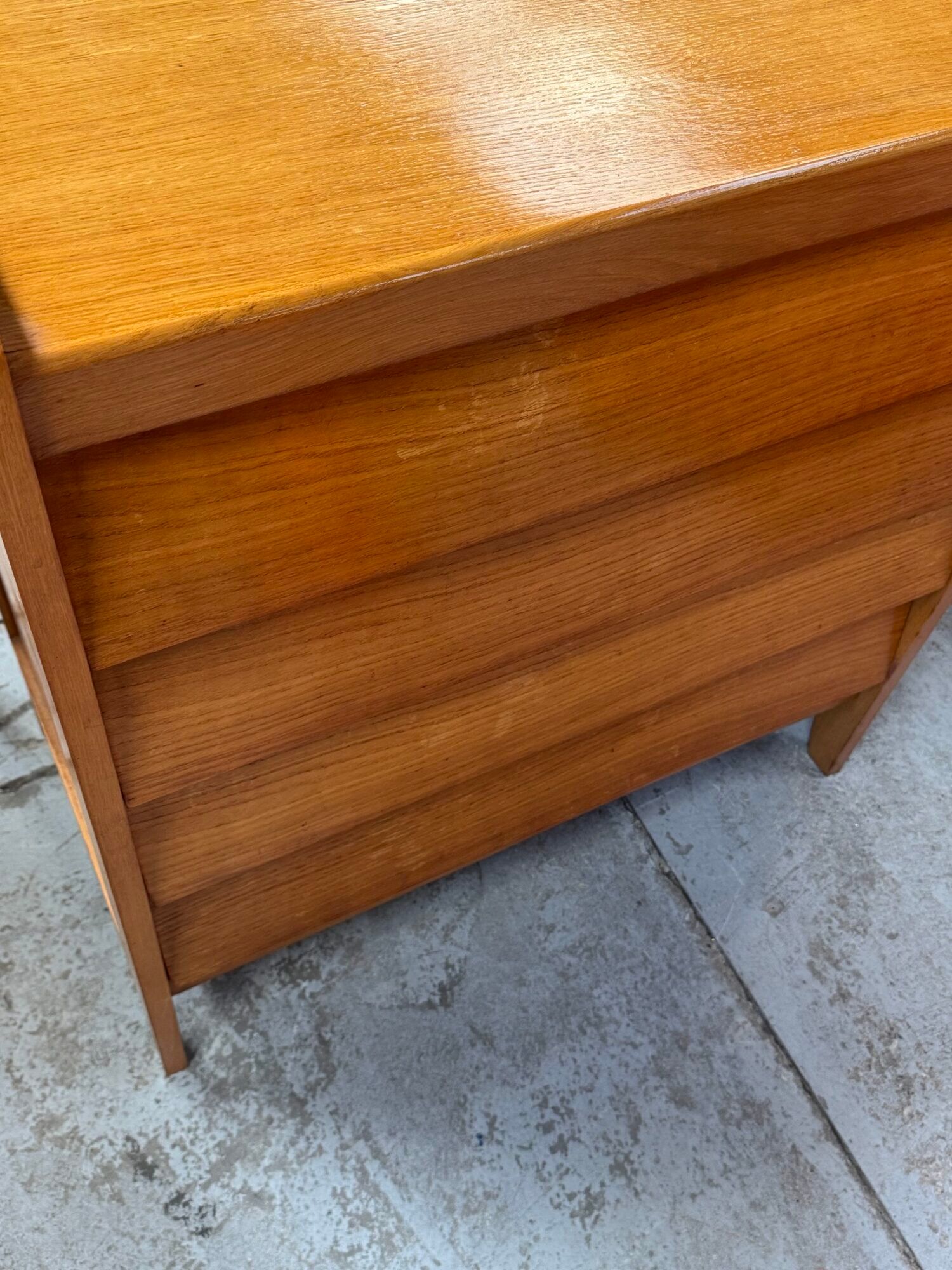 Scandinavian chest of drawers