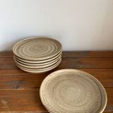 7 dessert plates in stoneware