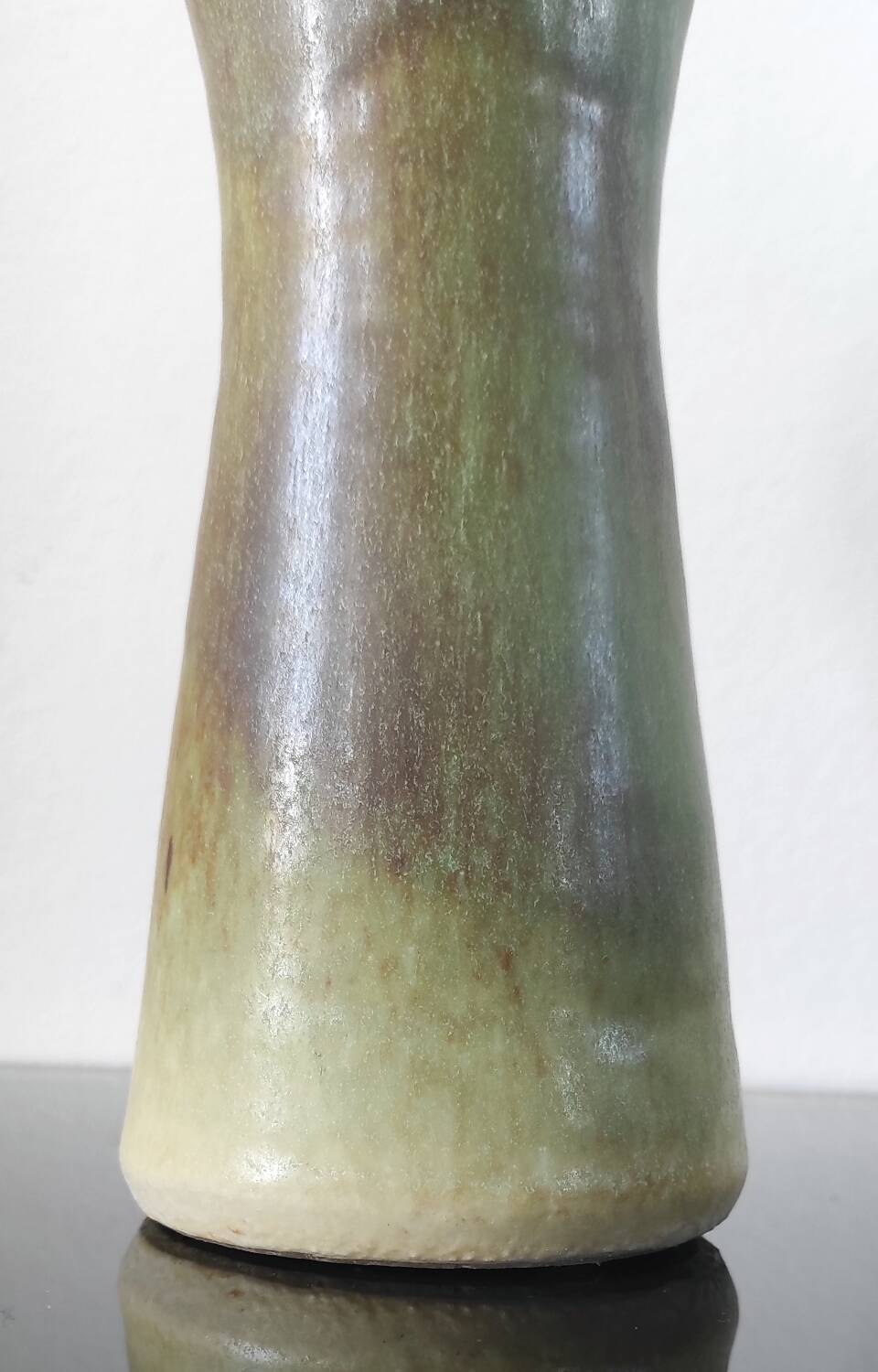 Pichet / Soliflore vintage en céramique flammée – Vert olive & Brun (A