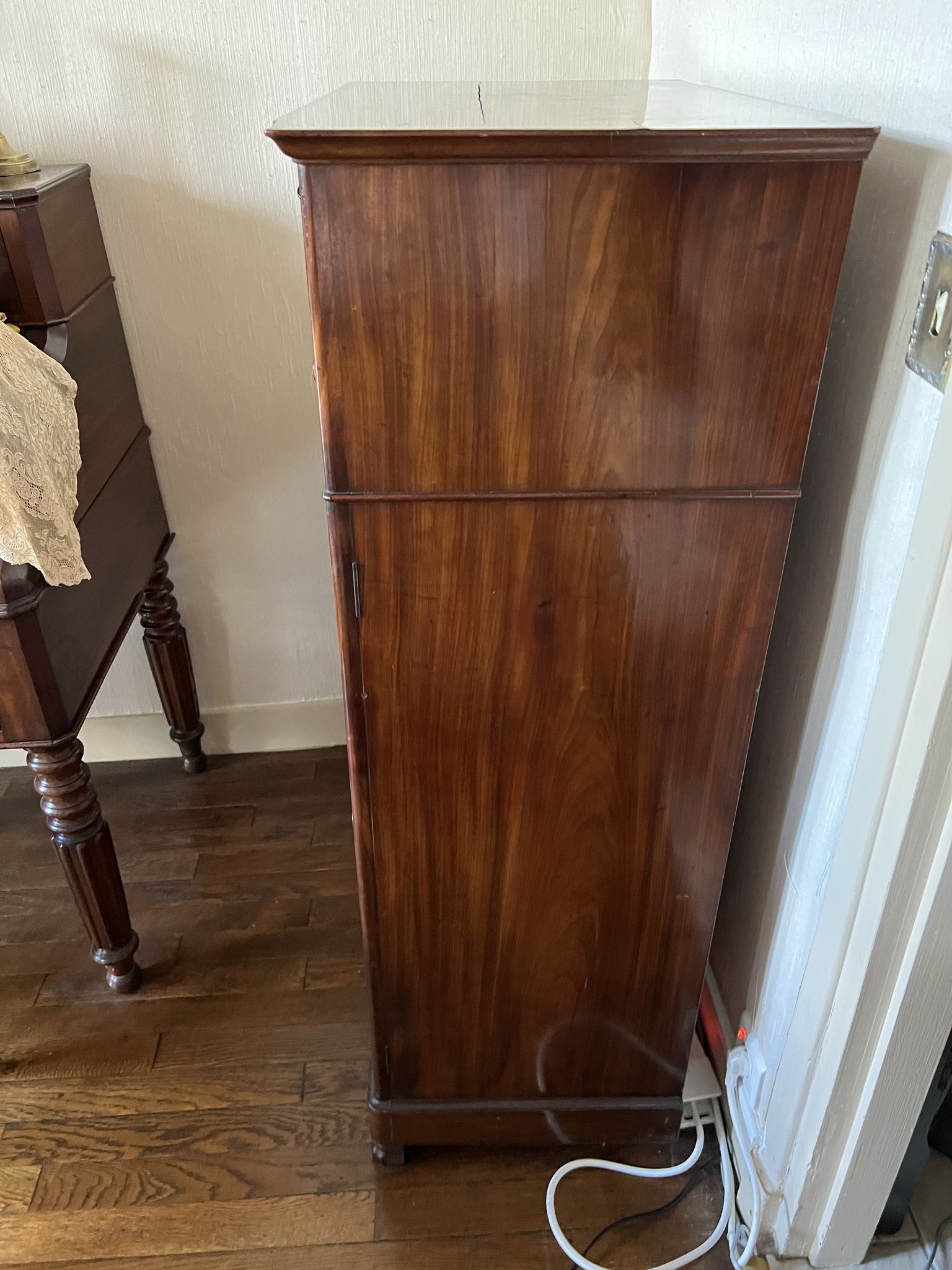 Cartonnier restauration ou meuble de métier notaire