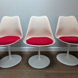 Set of 8 chairs and 10 Saarinen Tulip armchairs from 1968.
