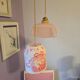 Suspension abat jour en toile de Jouy et opaline drapée rose