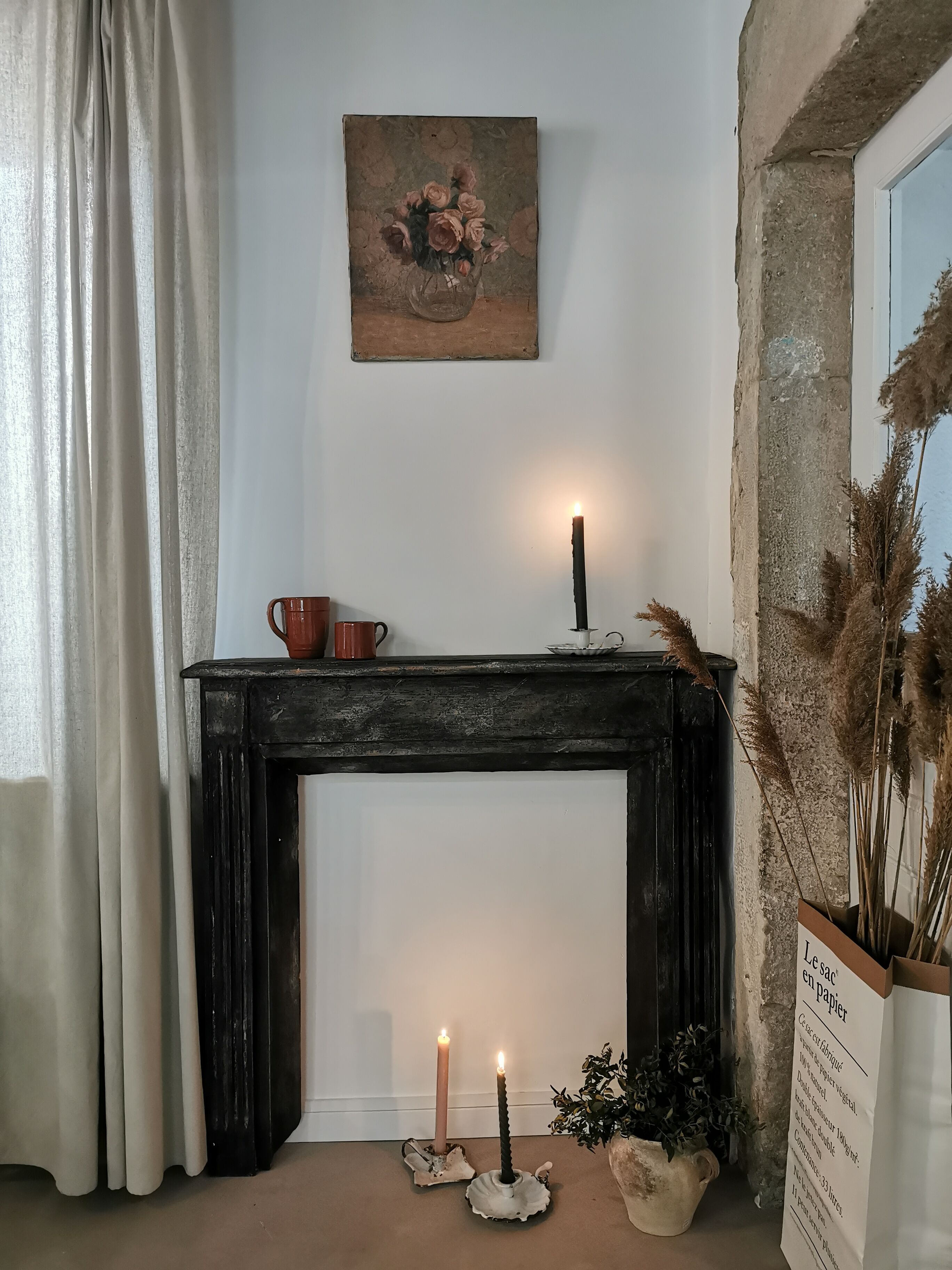 Fireplace mantle