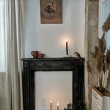 Fireplace mantle